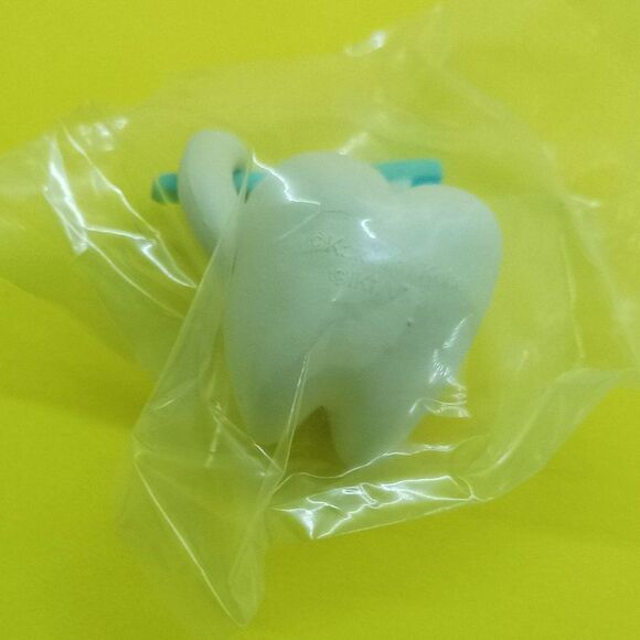 Teeth brushing itself figurine - Picture 4 of 7